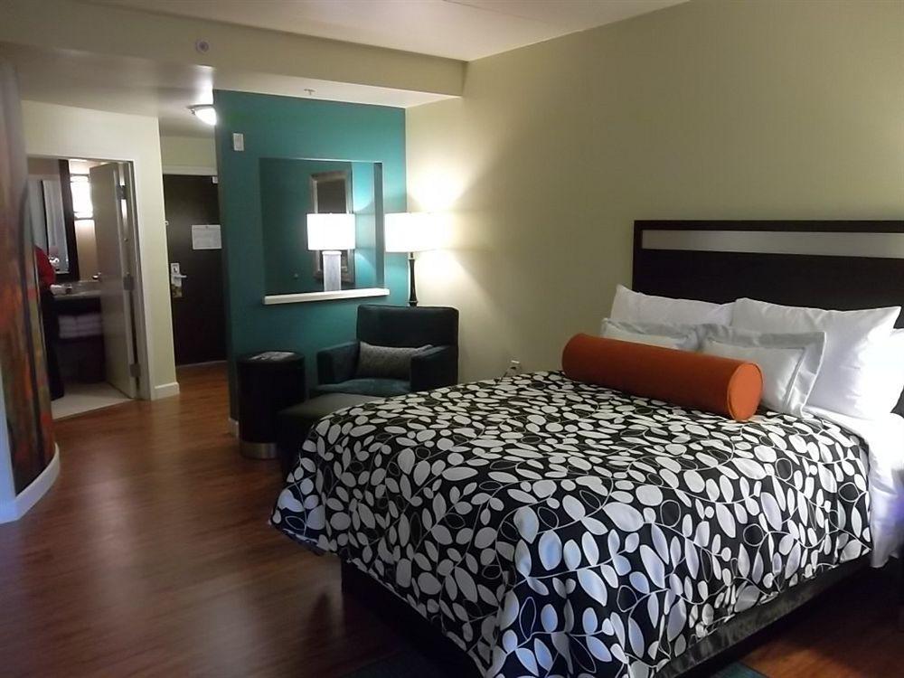 Hotel Indigo Atlanta Airport College Park By Ihg Exterior foto